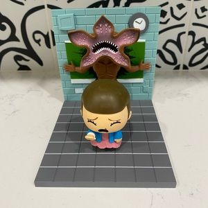 Stranger Things Eleven vs The Demogorgon Diorama Netflix Studios